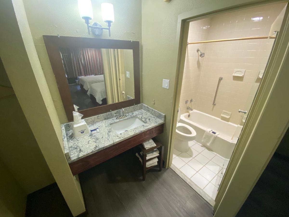 Americas Best Value Inn - Уилсън Екстериор снимка