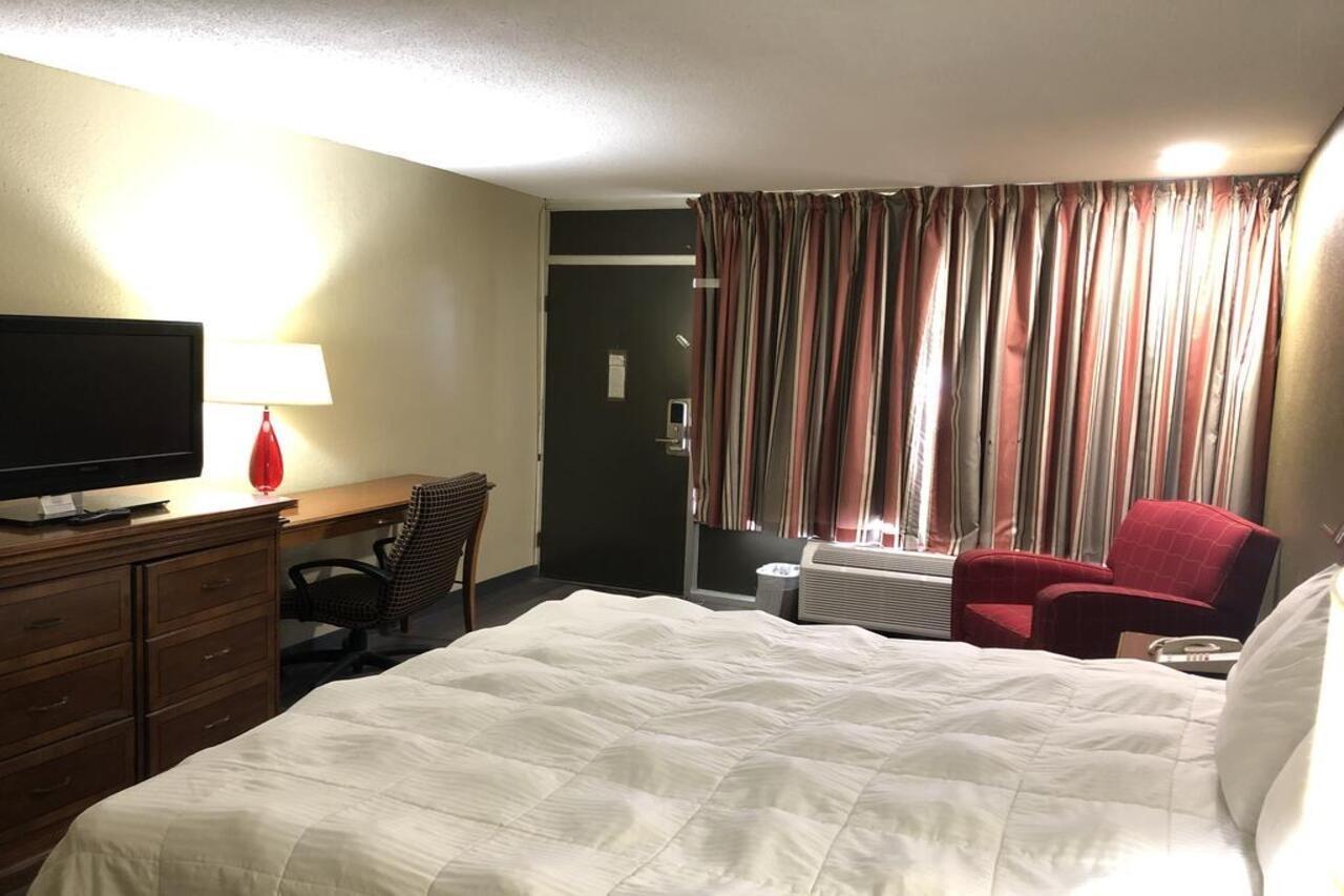 Americas Best Value Inn - Уилсън Екстериор снимка